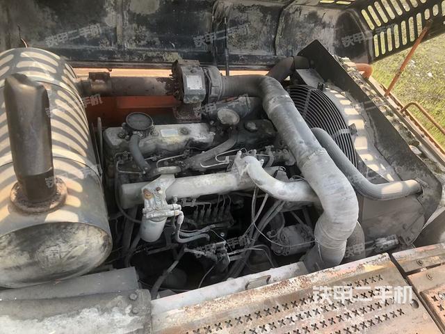 發(fā)動機室(上車部件) 發(fā)動機室(上車部件)