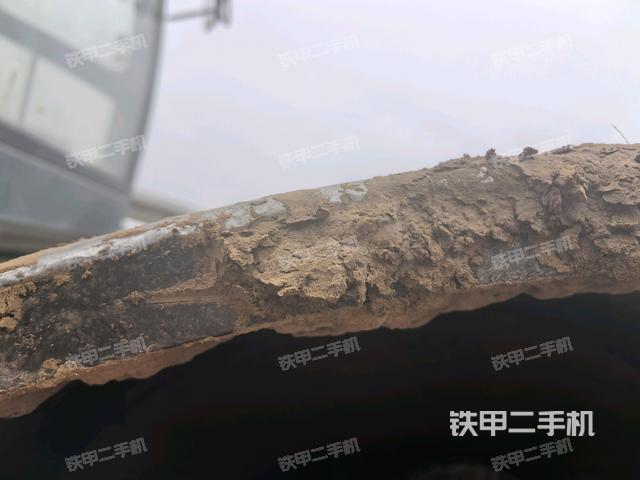 前車架正右側(cè)（壓路機前后車架）