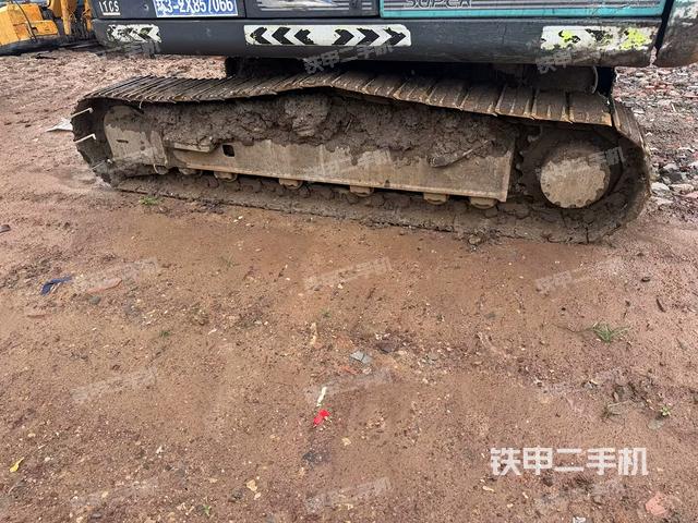 右導向輪(行走機構(gòu)) 右導向輪(行走機構(gòu))