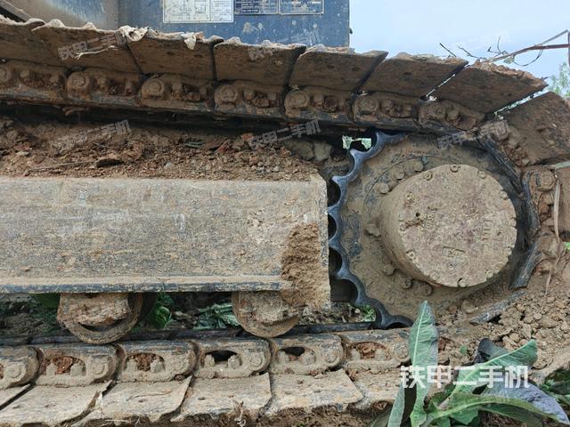 左導(dǎo)向輪（行走機(jī)構(gòu)）