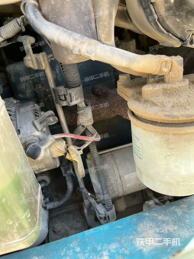 發(fā)動機(jī)整體俯視(整機(jī)外觀) 發(fā)動機(jī)整體俯視(整機(jī)外觀)