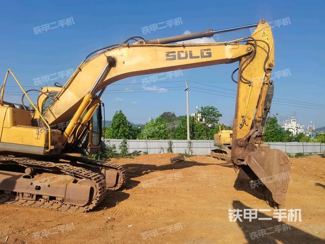 大臂整體?右側(cè)（工作和回轉(zhuǎn)裝置）