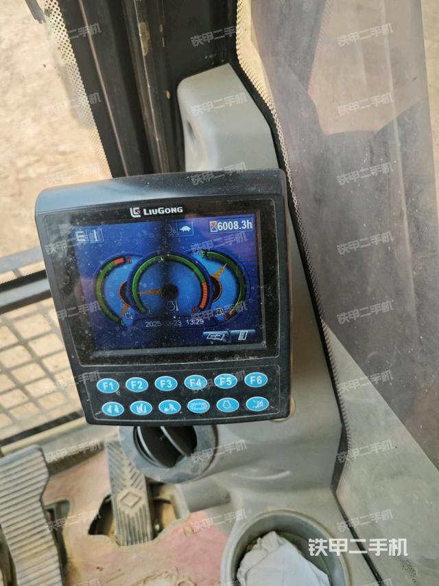 小時(shí)表（駕駛室部分）