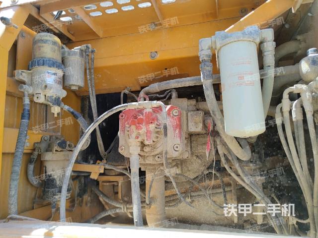 液壓泵室(大件艙室) 液壓泵室(大件艙室)