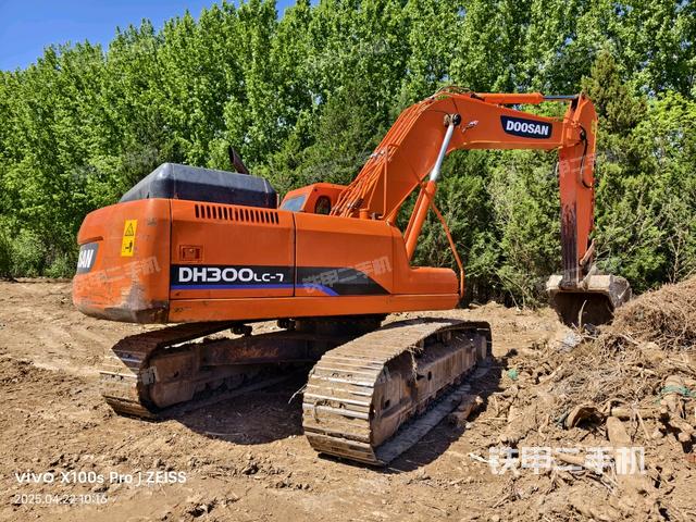 整機右后45°（整機外觀）