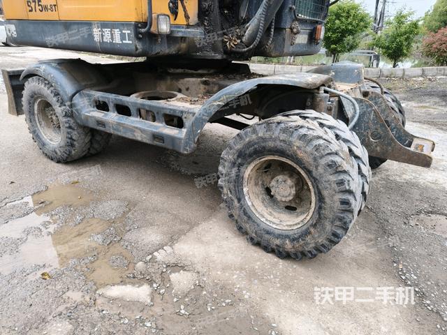 左側(cè)履帶整體?（行走機(jī)構(gòu)）