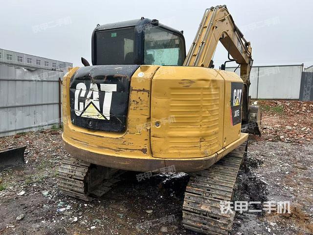 卡特彼勒307E2小型液压挖掘机的设备实拍-第2张实拍照片