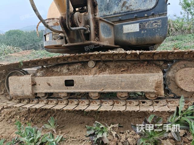 左驅(qū)動(dòng)輪（行走機(jī)構(gòu)）