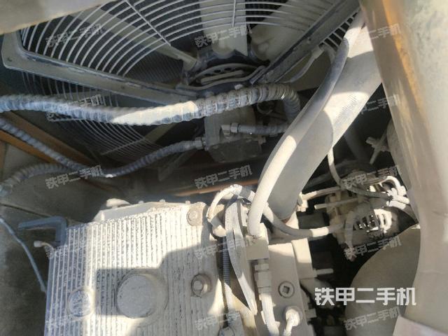 增壓器特寫(xiě)(上車(chē)部件) 增壓器特寫(xiě)(上車(chē)部件)