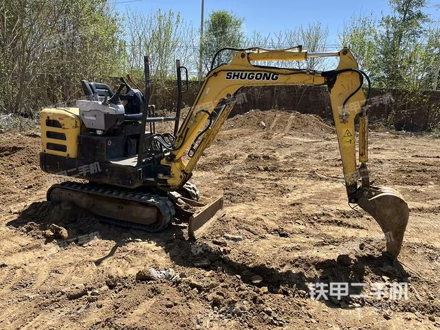 整機(jī)右后45°(整機(jī)外觀) 整機(jī)右后45°(整機(jī)外觀)