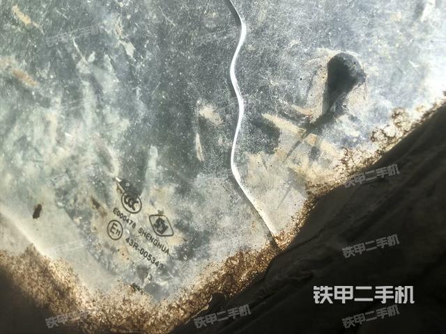 后窗玻璃角標(biāo)(駕駛室部分) 后窗玻璃角標(biāo)(駕駛室部分)