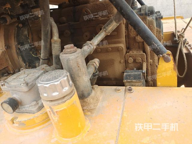 風(fēng)扇及皮帶（壓路機(jī)發(fā)動(dòng)機(jī)艙）