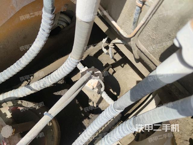 中央回轉(zhuǎn)接頭特寫(上車部件) 中央回轉(zhuǎn)接頭特寫(上車部件)