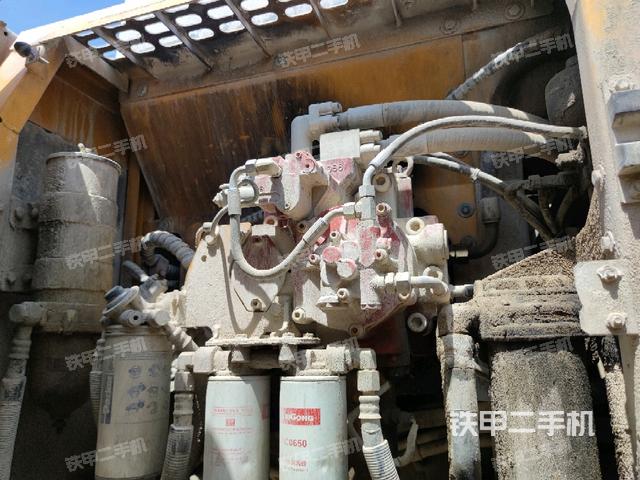 液壓泵斜45?左(大件艙室) 液壓泵斜45?左(大件艙室)