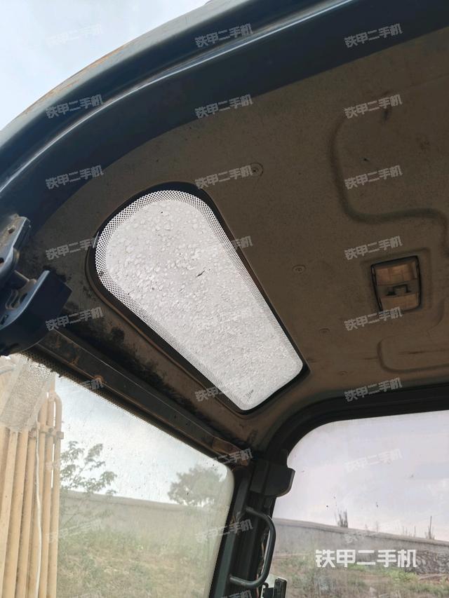 頂棚整體（駕駛室部分）