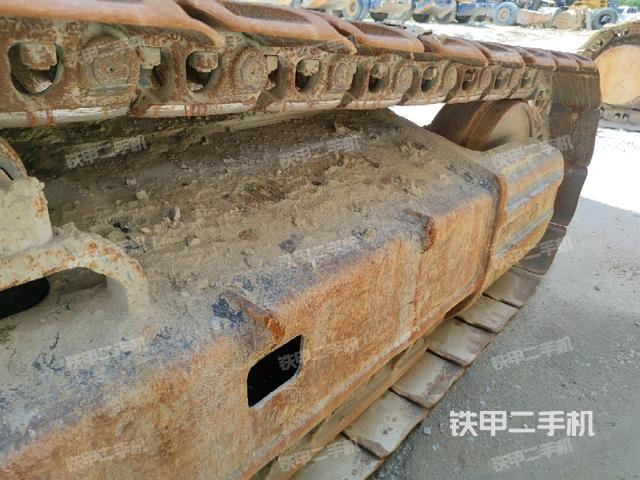 右侧行走马达盖板(行走机构) 右侧行走马达盖板(行走机构)