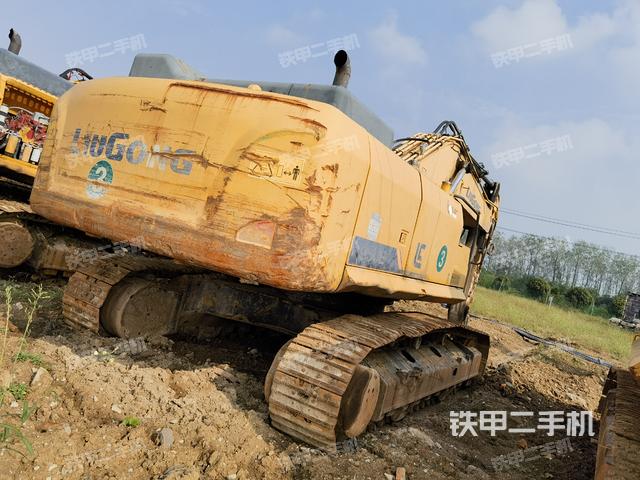 整機右后45°(整機外觀) 整機右后45°(整機外觀)