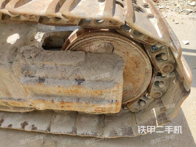 右側(cè)行走馬達(dá)蓋板(行走機(jī)構(gòu)) 右側(cè)行走馬達(dá)蓋板(行走機(jī)構(gòu))