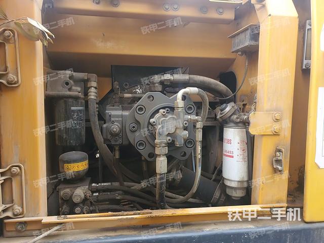 液壓泵室（大件艙室）