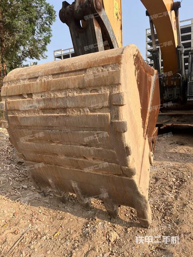 小臂整體左后（工作和回轉(zhuǎn)裝置）