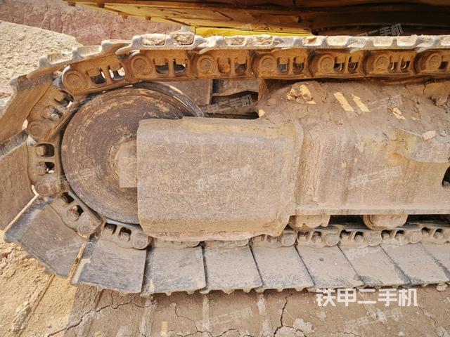 右側(cè)履帶整體（行走機(jī)構(gòu)）