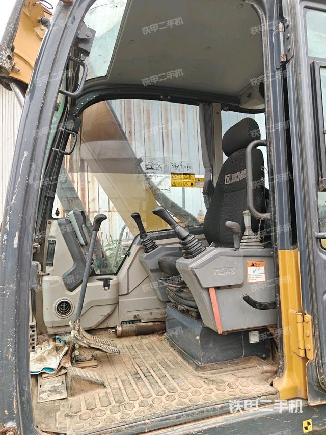  驾驶室正侧（驾驶室部分）