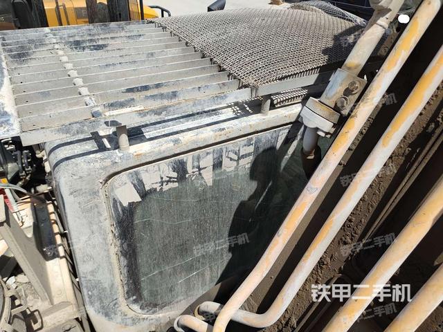 駕駛室頂部俯視(上車部件) 駕駛室頂部俯視(上車部件)