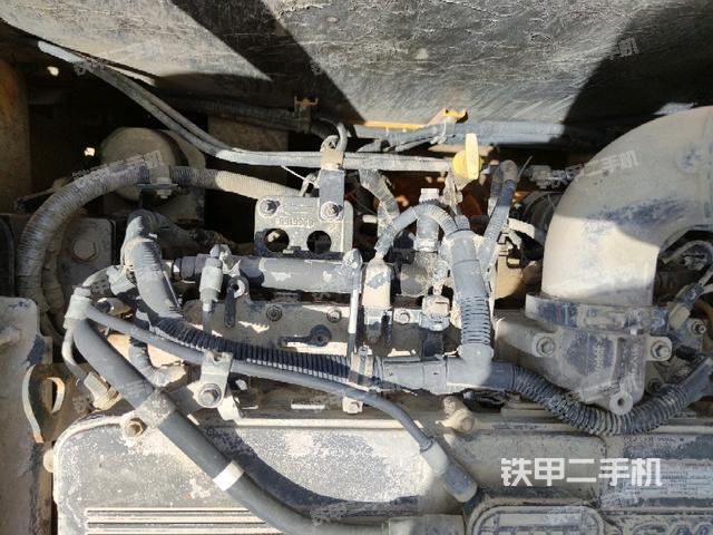 气门室盖螺丝特写(上车部件) 气门室盖螺丝特写(上车部件)