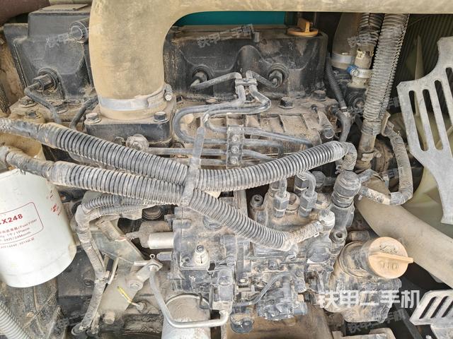 發(fā)動(dòng)機(jī)室（上車部件）