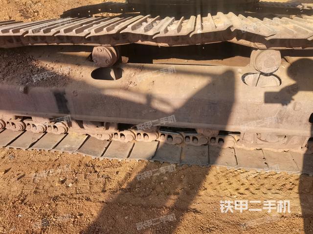 左側(cè)行走馬達(dá)蓋板（行走機(jī)構(gòu)）