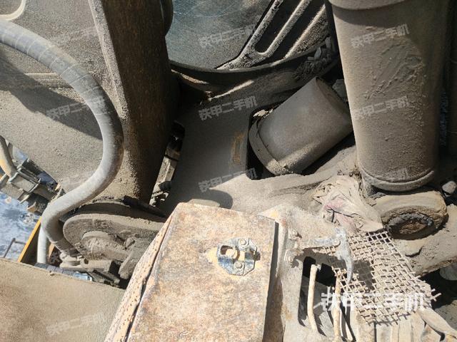 大臂根部?斜視(工作和回轉(zhuǎn)裝置) 大臂根部?斜視(工作和回轉(zhuǎn)裝置)