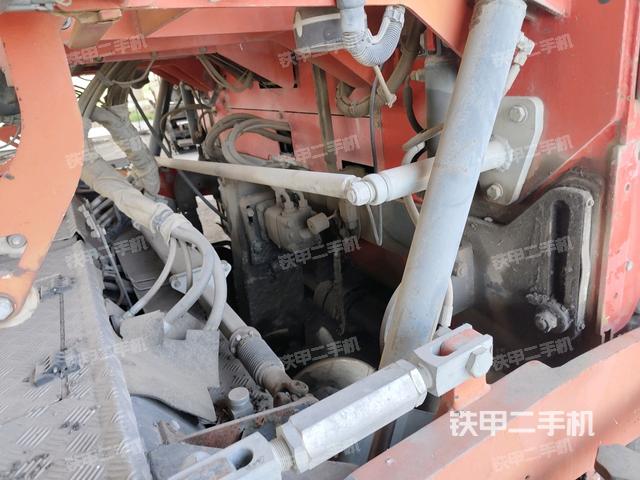 宝马格BF600P-2沥青摊铺机的设备实拍-第6张实拍照片