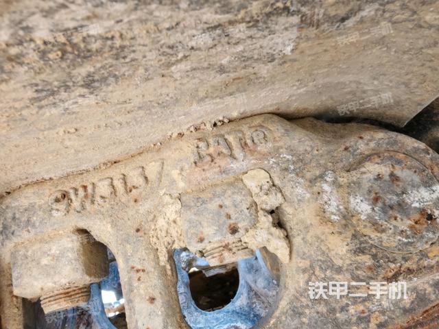 右側(cè)行走馬達(dá)蓋板(行走機(jī)構(gòu)) 右側(cè)行走馬達(dá)蓋板(行走機(jī)構(gòu))
