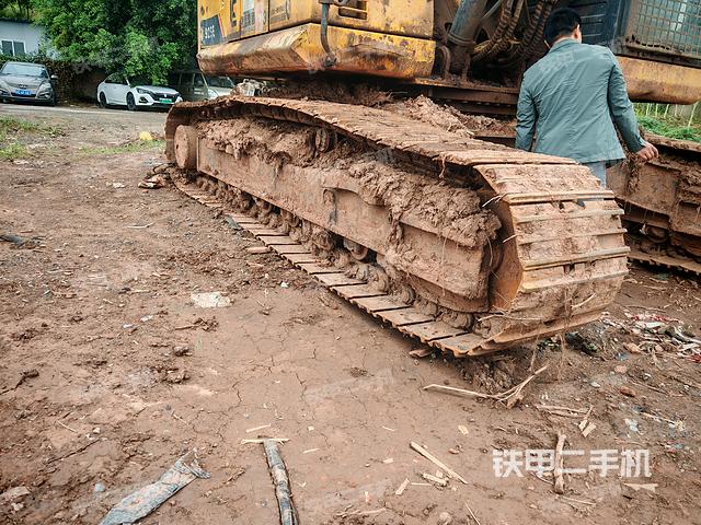 单侧履带整体（整机外观）