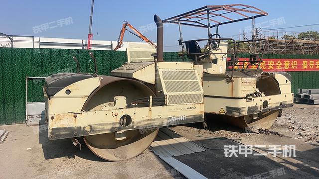 整機(jī)右后45°（設(shè)備外觀及核心部件）