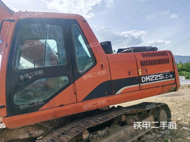 顯示屏?(駕駛室部分) 顯示屏?(駕駛室部分)