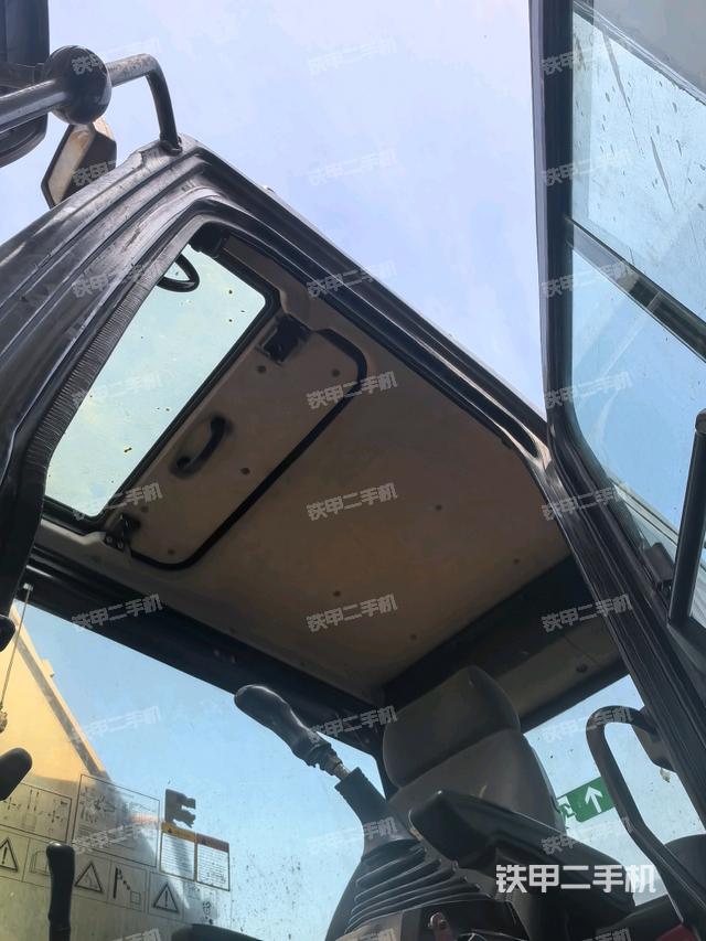 頂棚整體（駕駛室部分）