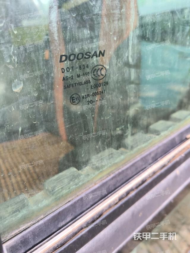 座椅后部（駕駛室部分）