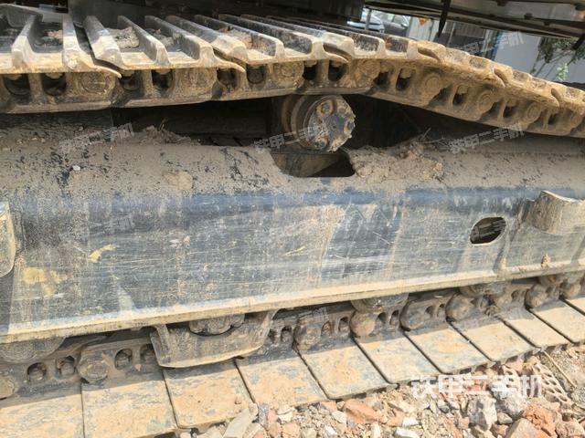 右側(cè)履帶整體（行走機(jī)構(gòu)）