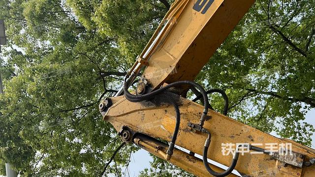 小臂整體左后（工作和回轉(zhuǎn)裝置）