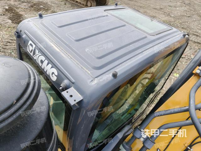 氣門室蓋螺絲特寫(上車部件) 氣門室蓋螺絲特寫(上車部件)