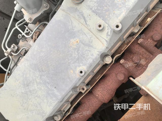 氣門室蓋螺絲特寫(上車部件) 氣門室蓋螺絲特寫(上車部件)