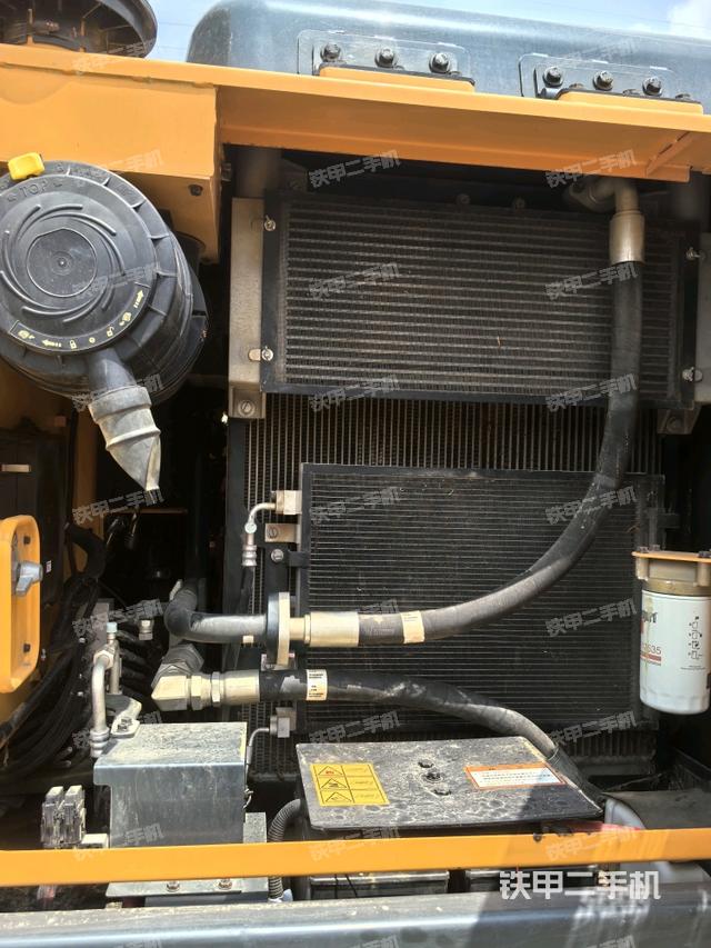 散熱器正面（大件艙室）