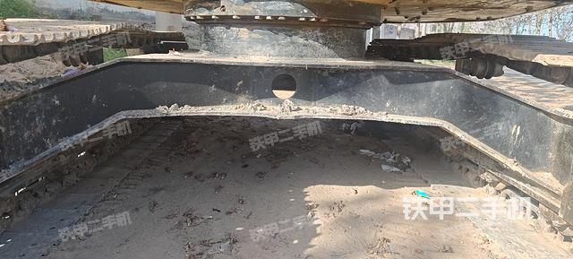 单侧履带整体（整机外观）