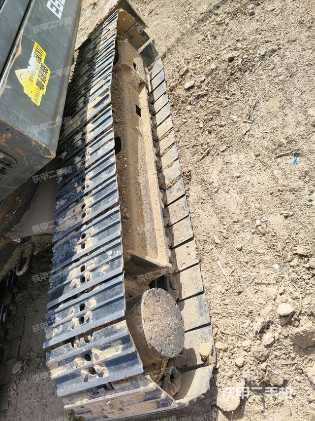 右側(cè)履帶整體?（行走機構）