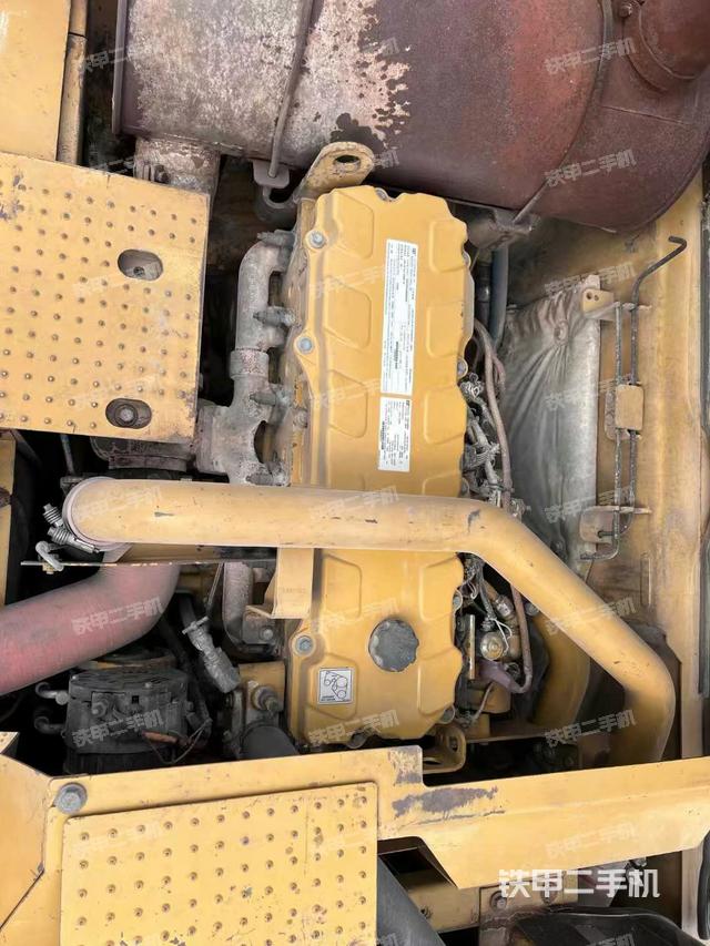 發(fā)動(dòng)機(jī)整體俯視（整機(jī)外觀）