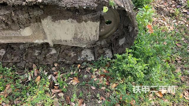 右導(dǎo)向輪（行走機(jī)構(gòu)）