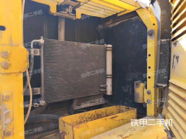 散熱器正面（大件艙室）