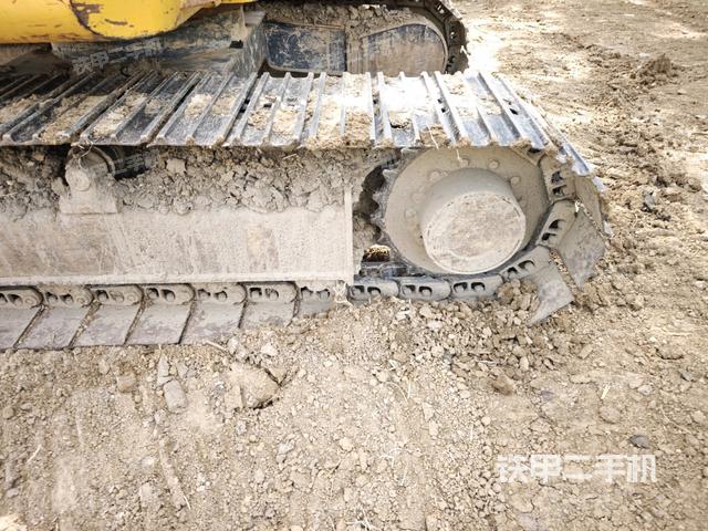 左驅(qū)動(dòng)輪（行走機(jī)構(gòu)）