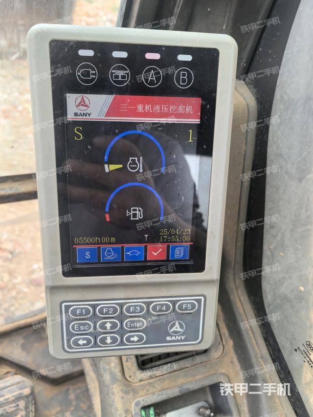 顯示屏?(駕駛室部分) 顯示屏?(駕駛室部分)